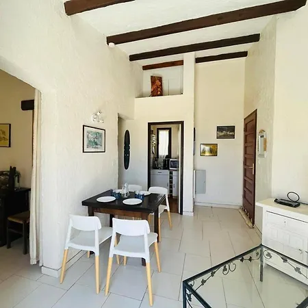 Climatise 2 Pieces, Piscine, Parking, Proche - - Fr-1-63-342 Apartamento